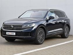 Maro mediu metalic Utilizat 2023 VW Touareg Elegance SUV | 69.990 EUR