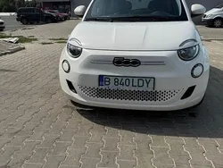 Culoarealb Utilizat 2022 Fiat 500e Action Hatchback | 15.900 EUR