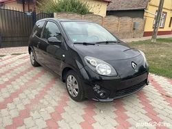 Utilizat 2008 Renault Twingo Hatchback | 1.700 EUR