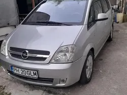 Utilizat 2004 Opel Meriva Monovolum | 2.000 EUR (Scump)
