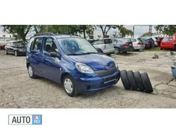 Toyota Yaris Verso