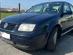Albastru Utilizat 2001 VW Bora Berlinǎ | 1.790 EUR (Puțin scump)