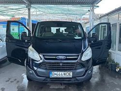 Culoarenegru Utilizat 2015 Ford Tourneo Custom Titanium Van | 16.549 EUR