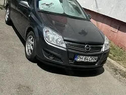 Utilizat 2011 Opel Astra Berlinǎ | 3.500 EUR (Preț OK)
