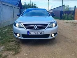 Utilizat 2011 Renault Latitude Privilege Berlinǎ | 4.900 EUR