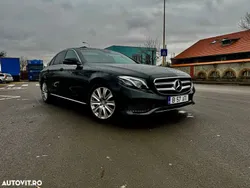 Negru Utilizat 2016 Mercedes E220 Berlinǎ | 15.650 EUR (Super Preț)