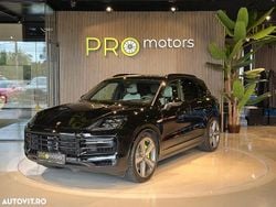 Culoarenegru Utilizat 2024 Porsche Cayenne SUV | 119.000 EUR