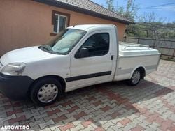 Culoarealb Utilizat 2007 Peugeot Partner Monovolum | 3.300 EUR