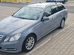 Gri Utilizat 2012 Mercedes E200 Break | 3.850 EUR