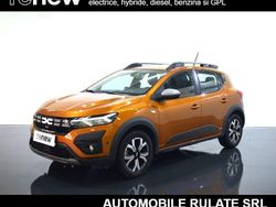 Culoareportocaliu Utilizat 2023 Dacia Sandero Expression Hatchback | 13.990 EUR (Puțin scump)