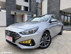 Culoareargint Utilizat 2023 Hyundai i30 Trend Hatchback | 17.230 EUR (Preț OK)