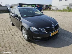 Culoarenegru Utilizat 2020 Skoda Octavia Style Break | 12.490 EUR (Preț bun)