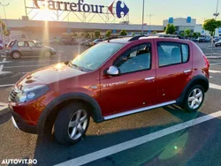 Rosu Utilizat 2012 Dacia Sandero Stepway Hatchback | 4.000 EUR (Preț OK)