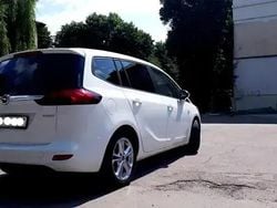 Alb Utilizat 2017 Opel Zafira Tourer Monovolum | 11.800 EUR