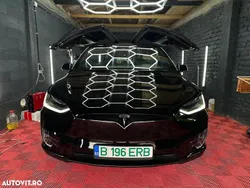 Negru Utilizat 2018 Tesla Model X SUV | 18.500 EUR