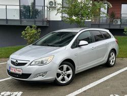 Culoaregri Utilizat 2013 Opel Astra Active Break | 4.000 EUR (Preț bun)