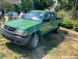 Utilizat 2004 Toyota HiLux Pickup | 7.000 EUR
