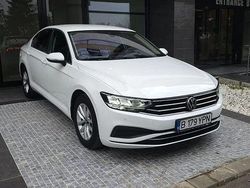 Culoarealb Utilizat 2020 VW Passat Comfortline Hatchback | 19.100 EUR (Puțin scump)