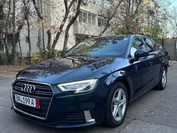 Albastru Utilizat 2018 Audi A3 Sportback Design Hatchback | 11.990 EUR