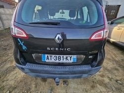 Utilizat 2010 Renault Scénic III Monovolum | 3.850 EUR (Puțin scump)