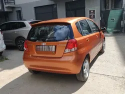 Portocaliu Utilizat 2005 Chevrolet Kalos Berlinǎ | 980 EUR