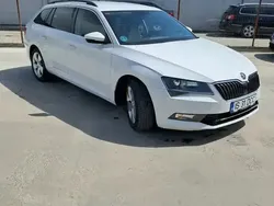 Alb Utilizat 2016 Skoda Superb Break | 9.600 EUR (Super Preț)