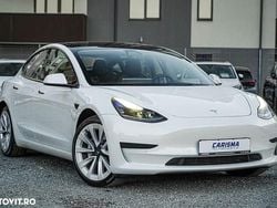 Culoarealb Utilizat 2021 Tesla Model 3 Standard Range Plus Berlinǎ | 27.900 EUR (Preț OK)