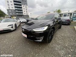 Culoarenegru Utilizat 2018 Tesla Model X SUV | 27.951 EUR (Preț OK)