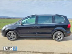 Negru Utilizat 2011 VW Sharan Monovolum | 10.499 EUR (Scump)