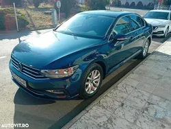 Culoarealbastru Utilizat 2021 VW Passat Comfortline Berlinǎ | 14.278 EUR (Super Preț)