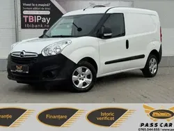 Alb Utilizat 2017 Opel Combo Monovolum | 6.990 EUR