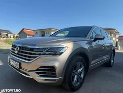 Bej Utilizat 2020 VW Touareg Atmosphere SUV | 38.250 EUR (Super Preț)