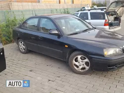 Albastru Utilizat 2004 Hyundai Elantra Berlinǎ | 1.999 EUR