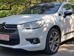 Alb Utilizat 2012 Citroën DS4 Sport Chic Hatchback | 5.990 EUR