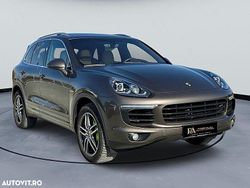 Culoaregalbeuriu Utilizat 2015 Porsche Cayenne S E-Hybrid SUV | 22.990 EUR
