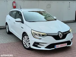 Alb Utilizat 2021 Renault Mégane GrandTour Business Break | 10.650 EUR (Preț bun)