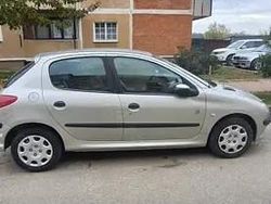 Utilizat 2004 Peugeot 206 Hatchback | 4.000 EUR