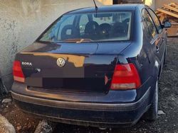 Utilizat 1999 VW Bora Berlinǎ | 250 EUR