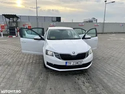 Alb Utilizat 2020 Skoda Octavia Active Hatchback | 10.700 EUR (Preț bun)