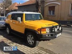 Galben Utilizat 2008 Toyota FJ SUV | 22.000 EUR