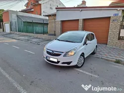 Alb Utilizat 2012 Opel Corsa Hatchback | 4.650 EUR (Preț OK)