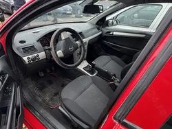 Utilizat 2008 Opel Astra | 2.200 EUR (Preț OK)