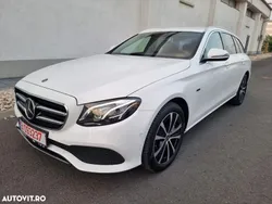 Alb Utilizat 2020 Mercedes E300 Avantgarde Break | 25.100 EUR