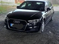 Culoarenegru Utilizat 2019 Audi A3 Sport Berlinǎ | 21.600 EUR