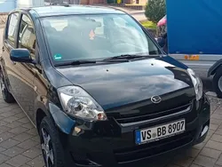 Negru Utilizat 2008 Daihatsu Sirion Hatchback | 1.390 EUR