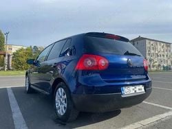 Albastru Utilizat 2008 VW Golf V Hatchback | 3.850 EUR (Puțin scump)
