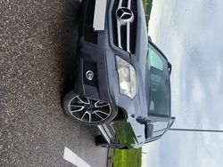 Utilizat 2008 Mercedes 320 Hatchback | 8.800 EUR