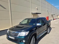 Verde Utilizat 2015 Toyota HiLux Style Pickup | 21.500 EUR