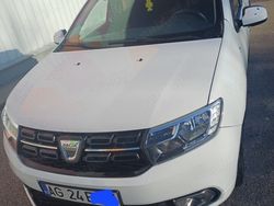Alb Utilizat 2018 Dacia Sandero Hatchback | 6.000 EUR (Preț OK)