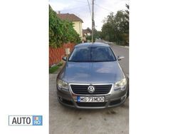 Verde Utilizat 2007 VW Passat Berlinǎ | 4.500 EUR (Preț OK)